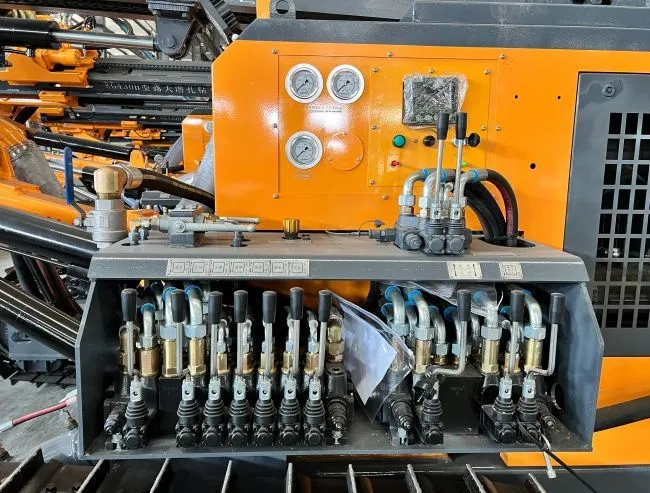 KG420TKG420TH Surface DTH Drilling Rig (5)
