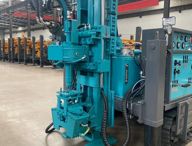 FDX400FDG400 Full Hydraulic Crawler Core Drilling Rig2